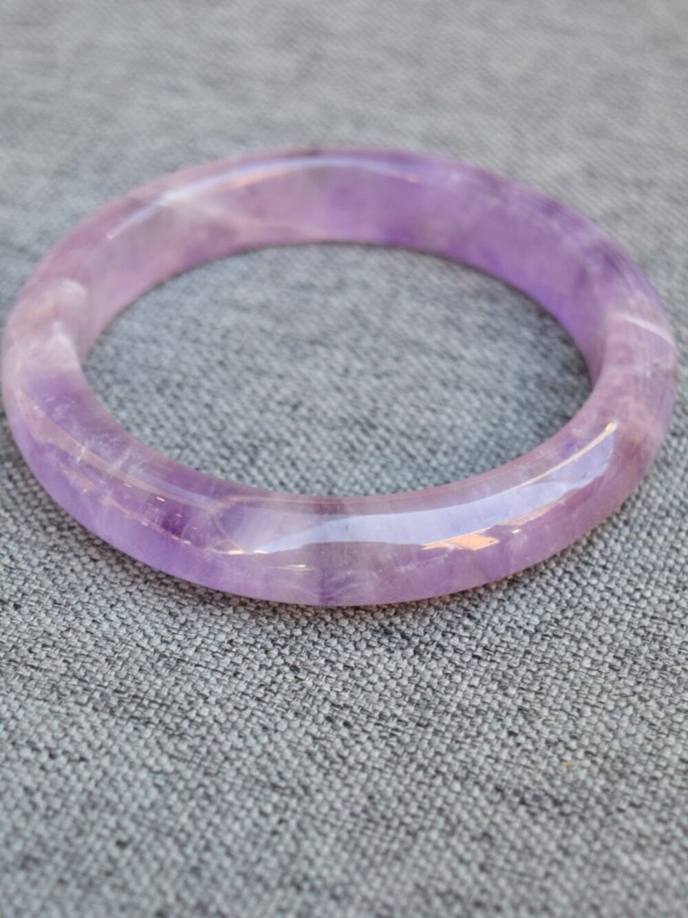 58.6 mm Lavender Amethyst Bangle - Light Purple Quartz